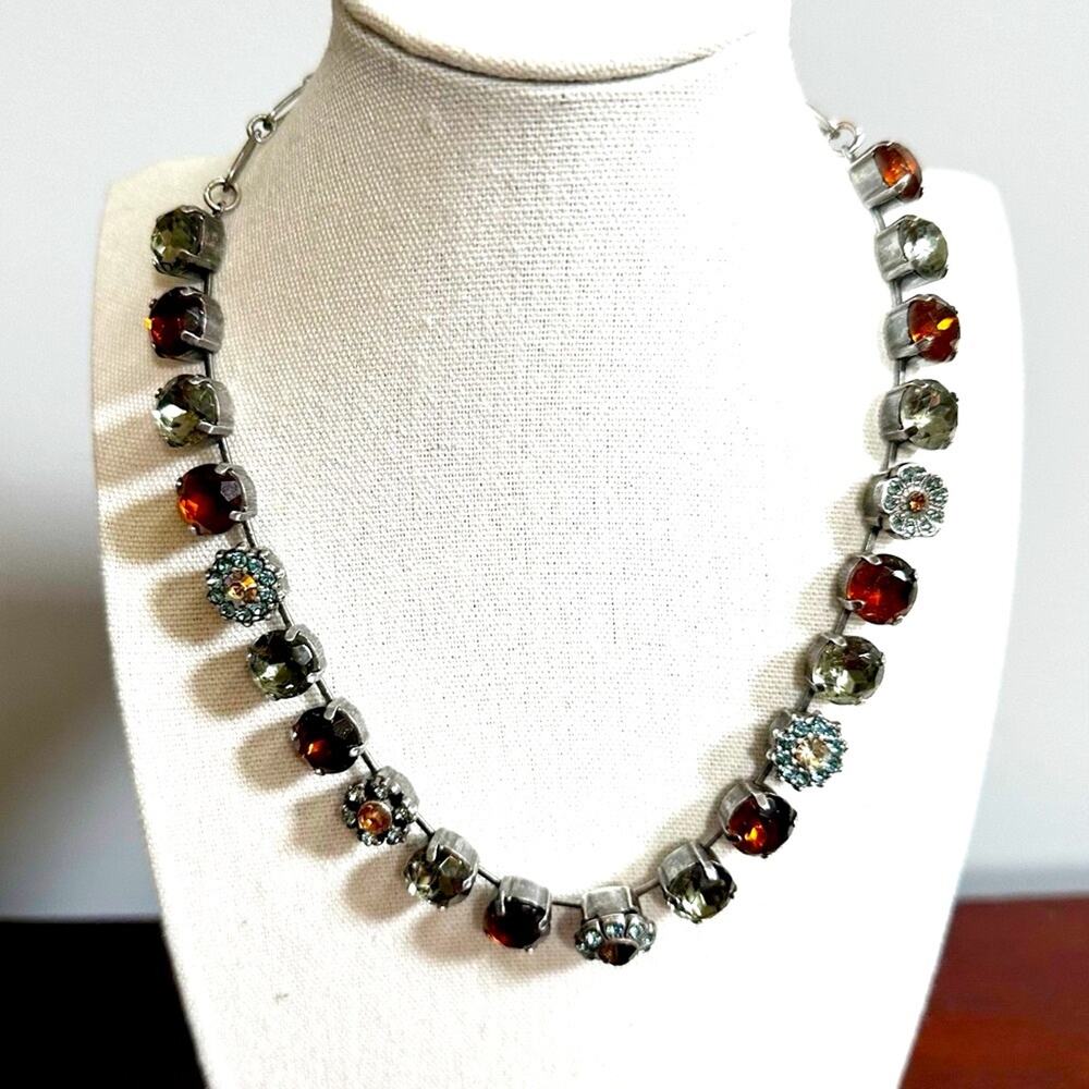 Mariana Necklace Round faceted Stone Statement Classic Elegant Jewelry